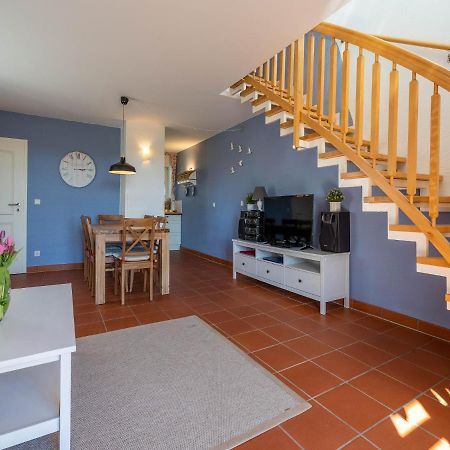 Feriendorf Rugana - Komfort Appartement Mit 2 Schlafzimmern Und Terrasse C48 Dranske Exteriör bild